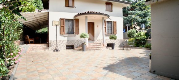 4 rooms Villa in Reggio Emilia, Italy No. 3076 38