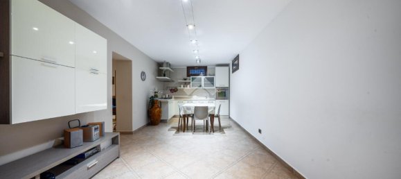 4 rooms Villa in Reggio Emilia, Italy No. 3076 26