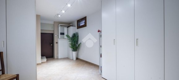 4 rooms Villa in Reggio Emilia, Italy No. 3076 5