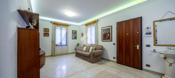 4 rooms Villa in Reggio Emilia, Italy No. 3076 23