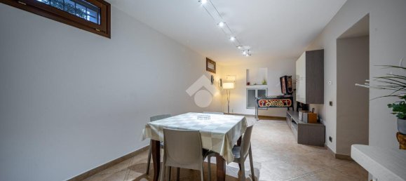 4 rooms Villa in Reggio Emilia, Italy No. 3076 20