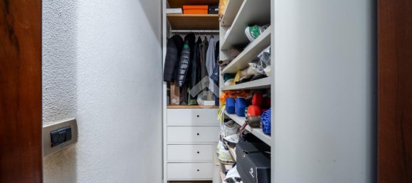 4 rooms Villa in Reggio Emilia, Italy No. 3076 11