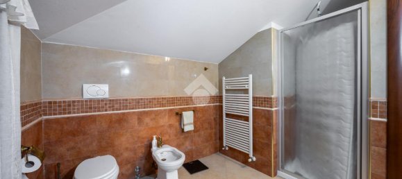 4 rooms Villa in Reggio Emilia, Italy No. 3076 13