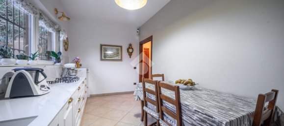 4 rooms Villa in Reggio Emilia, Italy No. 3076 18