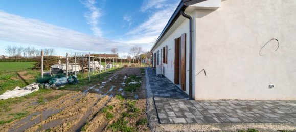 3 rooms Villa in Brugine, Italy No. 231284 36