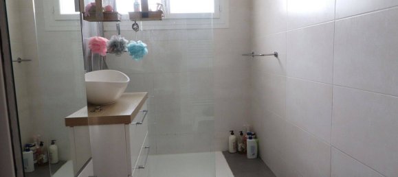 3 chambres Maison à Saint-Julien, France No. 359778 9