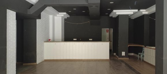 Gewerbliche Immobilie in Chartered Community of Navarre, Spain 666m², Nr. 32711 3