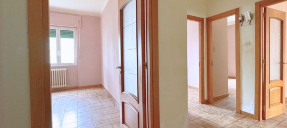 4-salle Appartement à Matera, Italy No. 36576 11