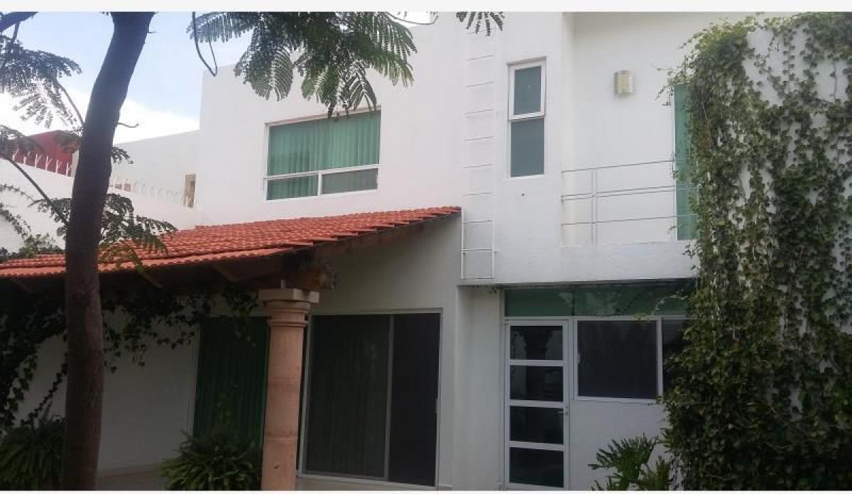 3 bedrooms House in Queretaro, Mexico No. 158913