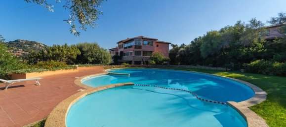 5 rooms Penthouse in Olbia, Italy No. 111230 6