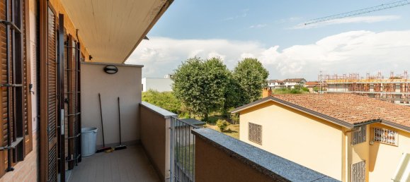 2 rooms Apartment in Solaro, Italy No. 330366 8