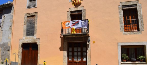 4 bedrooms House in Cornella Del Terri, Spain No. 18194 3