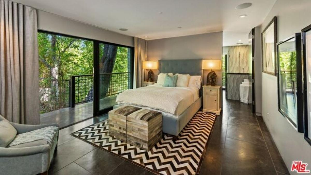 6 bedrooms House in Los Angeles, USA No. 377649