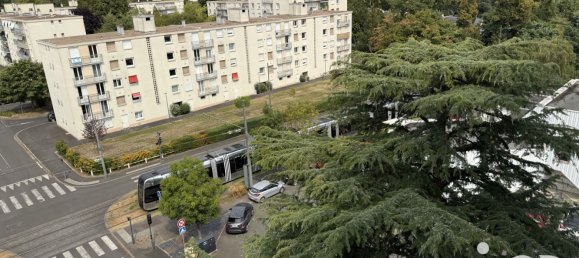 Квартира с 1 спальней в Жуэ-ле-Тур, Франция № 337151 12