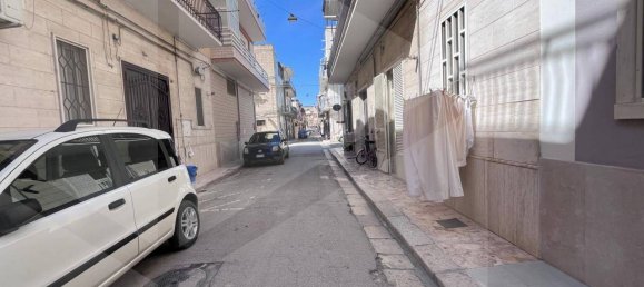 2 rooms House in Cerignola, Italy No. 34018 10