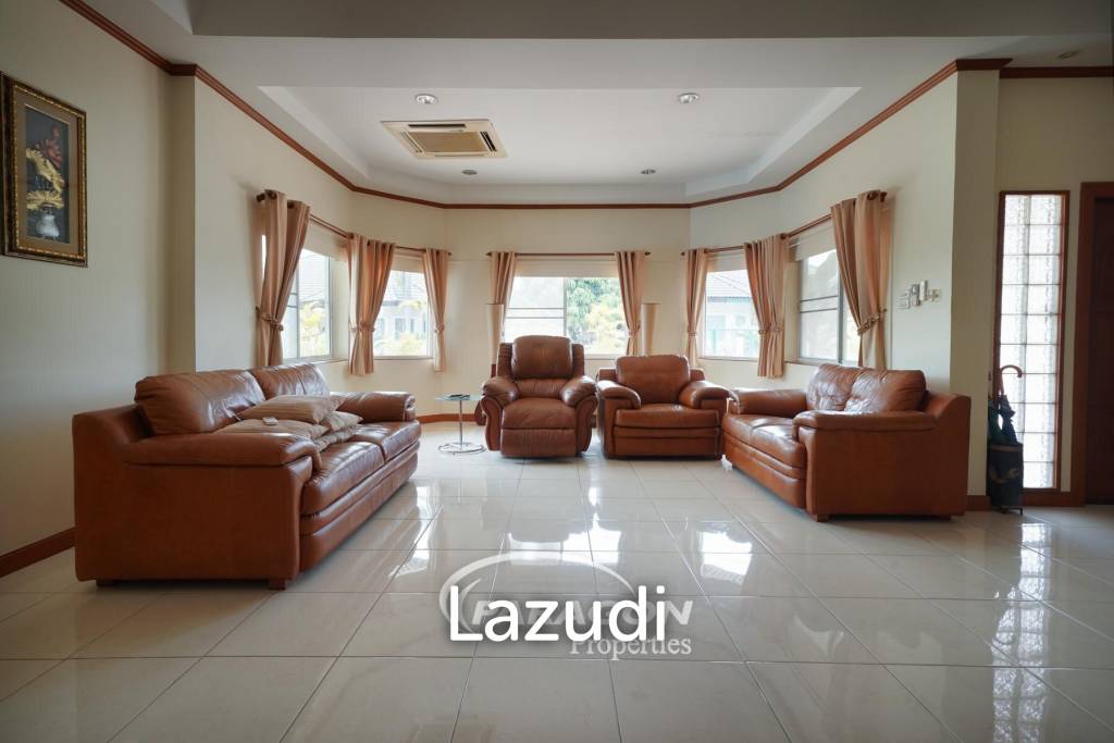 3 bedrooms Cafe / restaurant in Pattaya, Thailand No. 17527