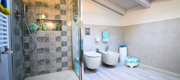 3 Schlafzimmer Villa in Limbiate, Italy, Nr. 13571 33