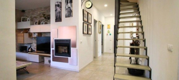 3 Schlafzimmer Villa in Limbiate, Italy, Nr. 13571 14