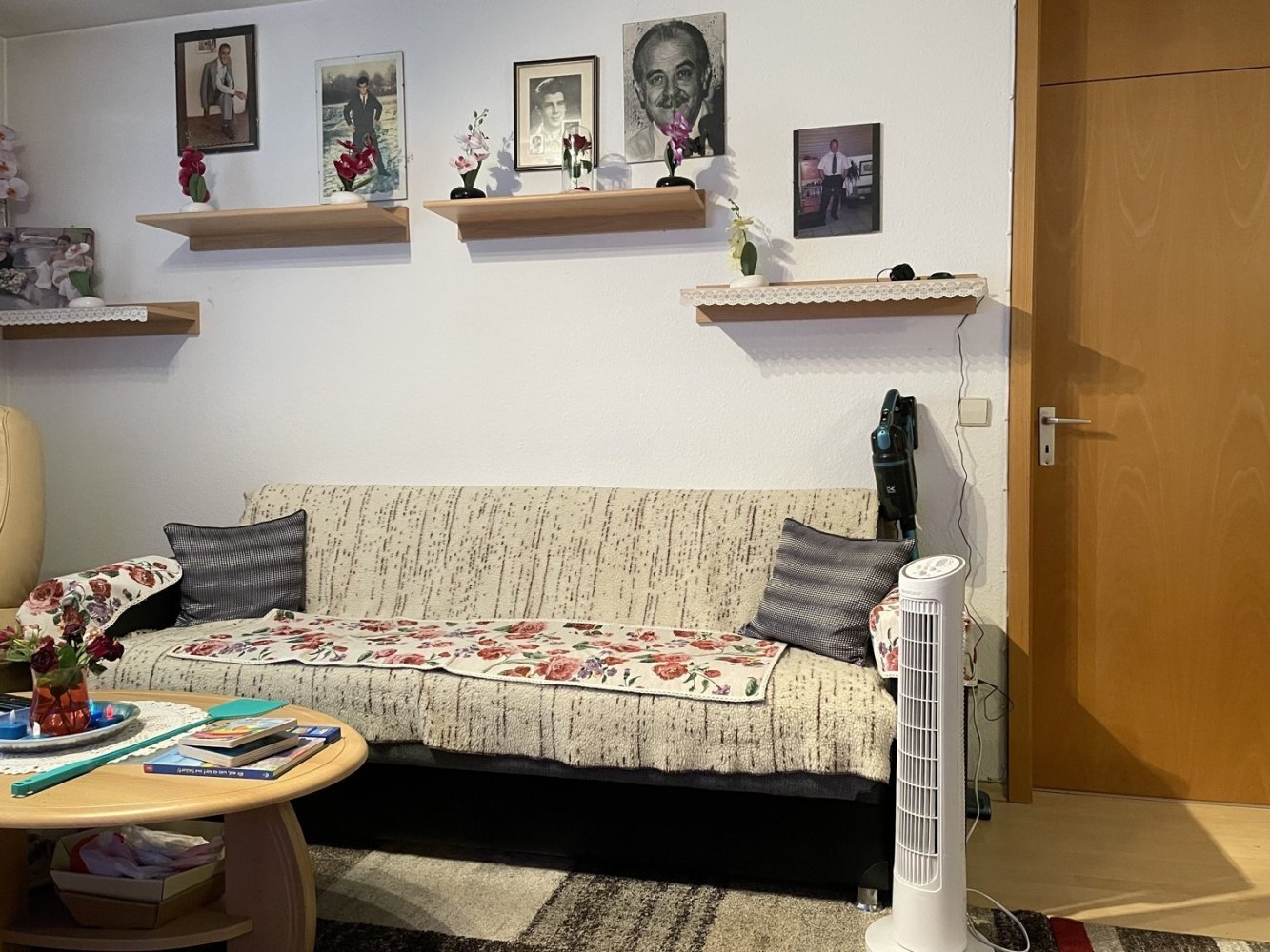 Квартира с 4 комнатами в Tubingen, Германия № 371339