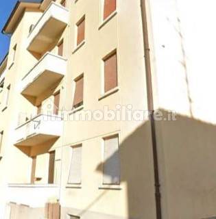 Apartamento de 1 dormitorio en Malnate, Italy No. 5382