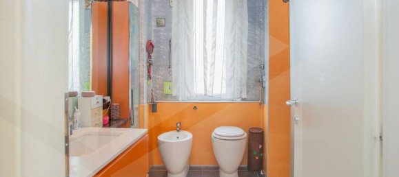 2غرفة شقة في Garbagnate Milanese, Italy رقم 26854 20