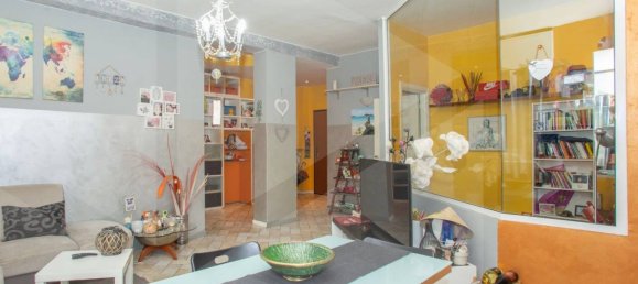 2غرفة شقة في Garbagnate Milanese, Italy رقم 26854 12