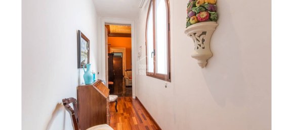 Apartamento de 2 dormitorios en Mahon, Spain No. 160 3