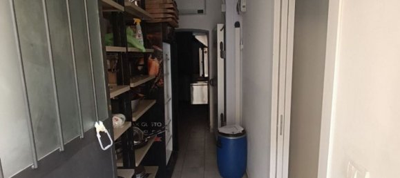 Propriété commerciale à Turin, Italy 35m² No. 104393 2