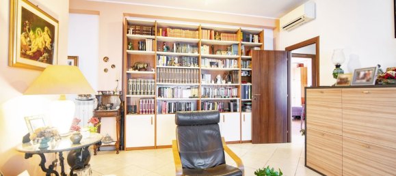 Квартира с 3 комнатами в Монца, Италия № 183084 12