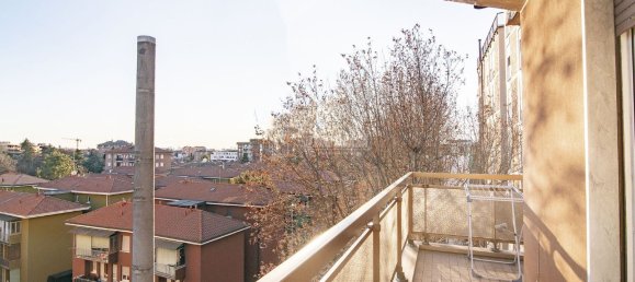 Квартира с 3 комнатами в Монца, Италия № 183084 22