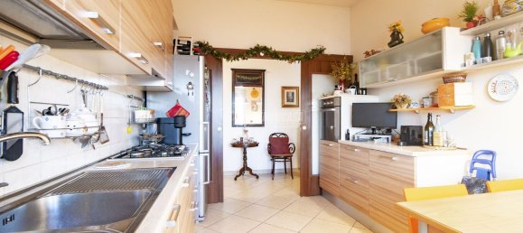 Квартира с 3 комнатами в Монца, Италия № 183084 9