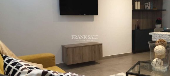 2 bedrooms Maisonette in Gzira, Malta No. 10151 4