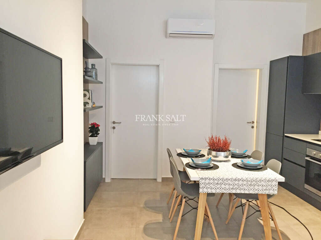 2 bedrooms Maisonette in Gzira, Malta No. 10151