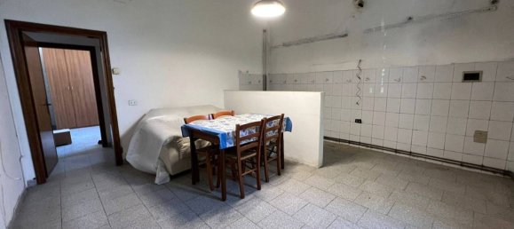 1 bedroom Apartment in Empoli, Italy No. 272581 3