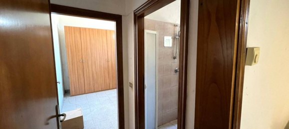 1 bedroom Apartment in Empoli, Italy No. 272581 6