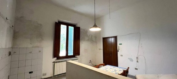 1 bedroom Apartment in Empoli, Italy No. 272581 4