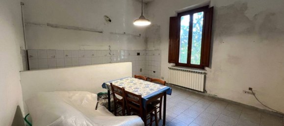 1 bedroom Apartment in Empoli, Italy No. 272581 5