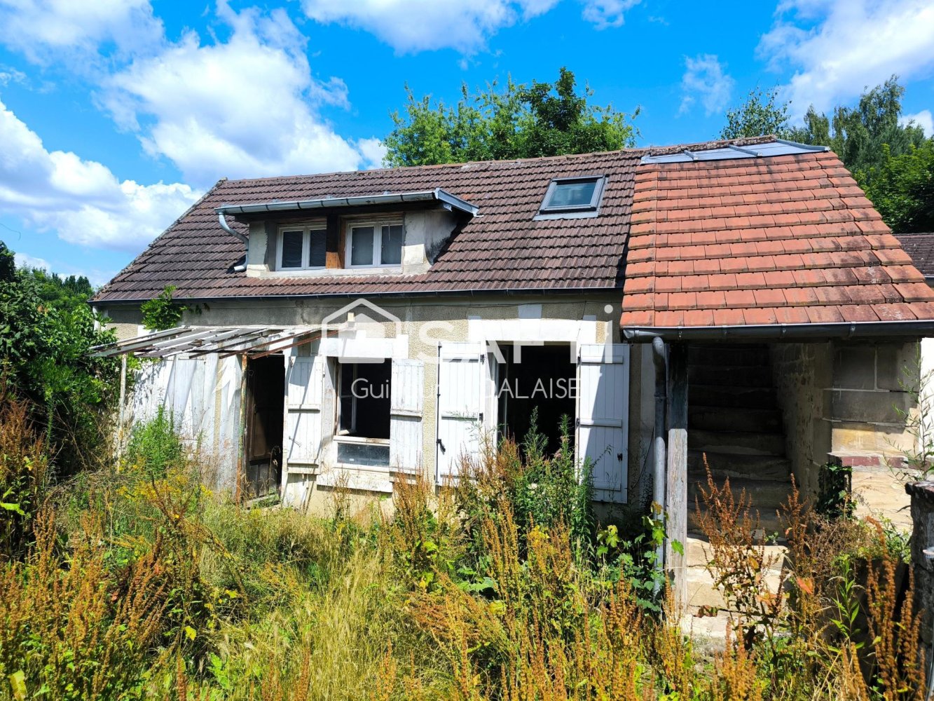 2 bedrooms House in Verneuil-en-Halatte, France No. 276912