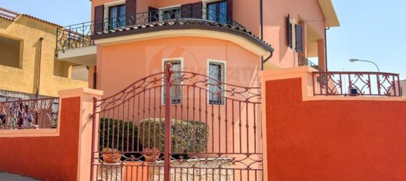 Villa de 9 dormitorios en Luras, Italy No. 355903 3