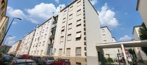 1 Schlafzimmer Wohnung in Milan, Italy, Nr. 262381 2