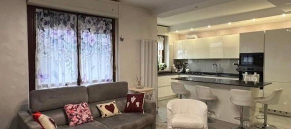 4 bedrooms Apartment in Carmagnola, Italy No. 316711 2