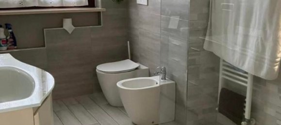 4 bedrooms Apartment in Carmagnola, Italy No. 316711 4