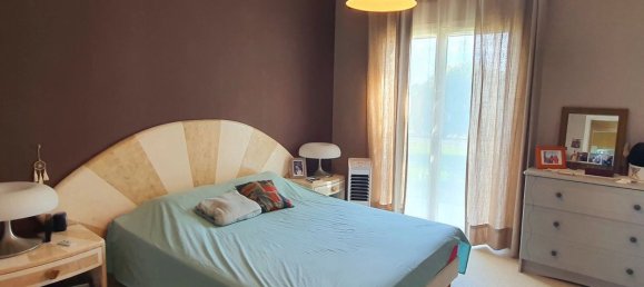 3 bedrooms House in Duras, France No. 335957 9