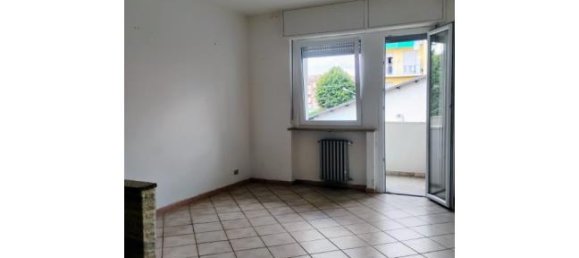 4 rooms Apartment in Asti, Italy No. 274989 6