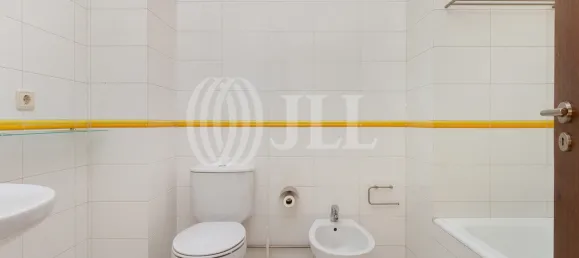 3 bedrooms Apartment in Porto, Portugal No. 125785 17