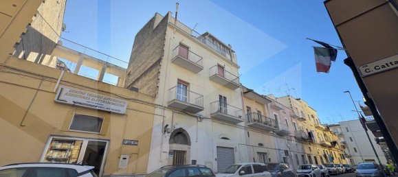4-salle Appartement à Matera, Italy No. 23167 3