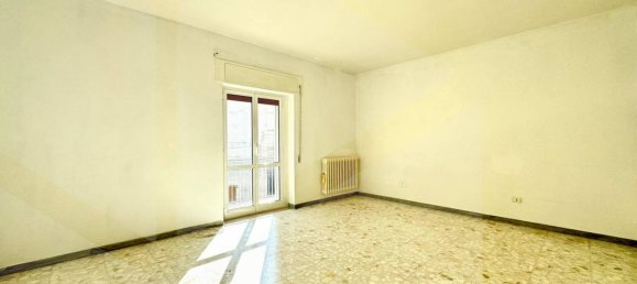 4-salle Appartement à Matera, Italy No. 23167 9