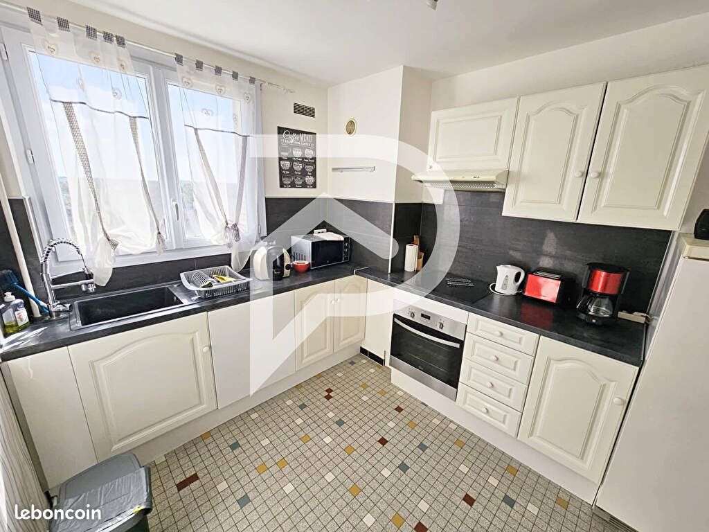 Apartamento T1 em Sainte-Savine, France N.º 82480