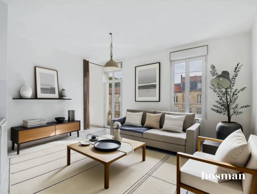 Apartamento de 1 dormitorio en Bordeaux, France No. 336546