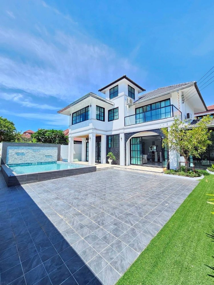 4 bedrooms Villa for sale in Pattaya, Chonburi, Eastern Thailand, Thailand № 179027